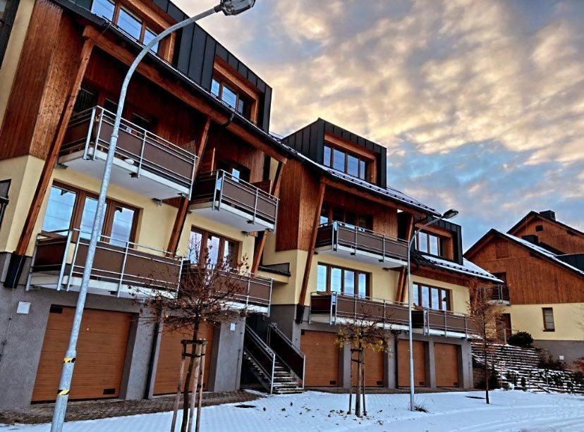 Apartman Na Vysine Apartment Vrchlabi Bagian luar foto